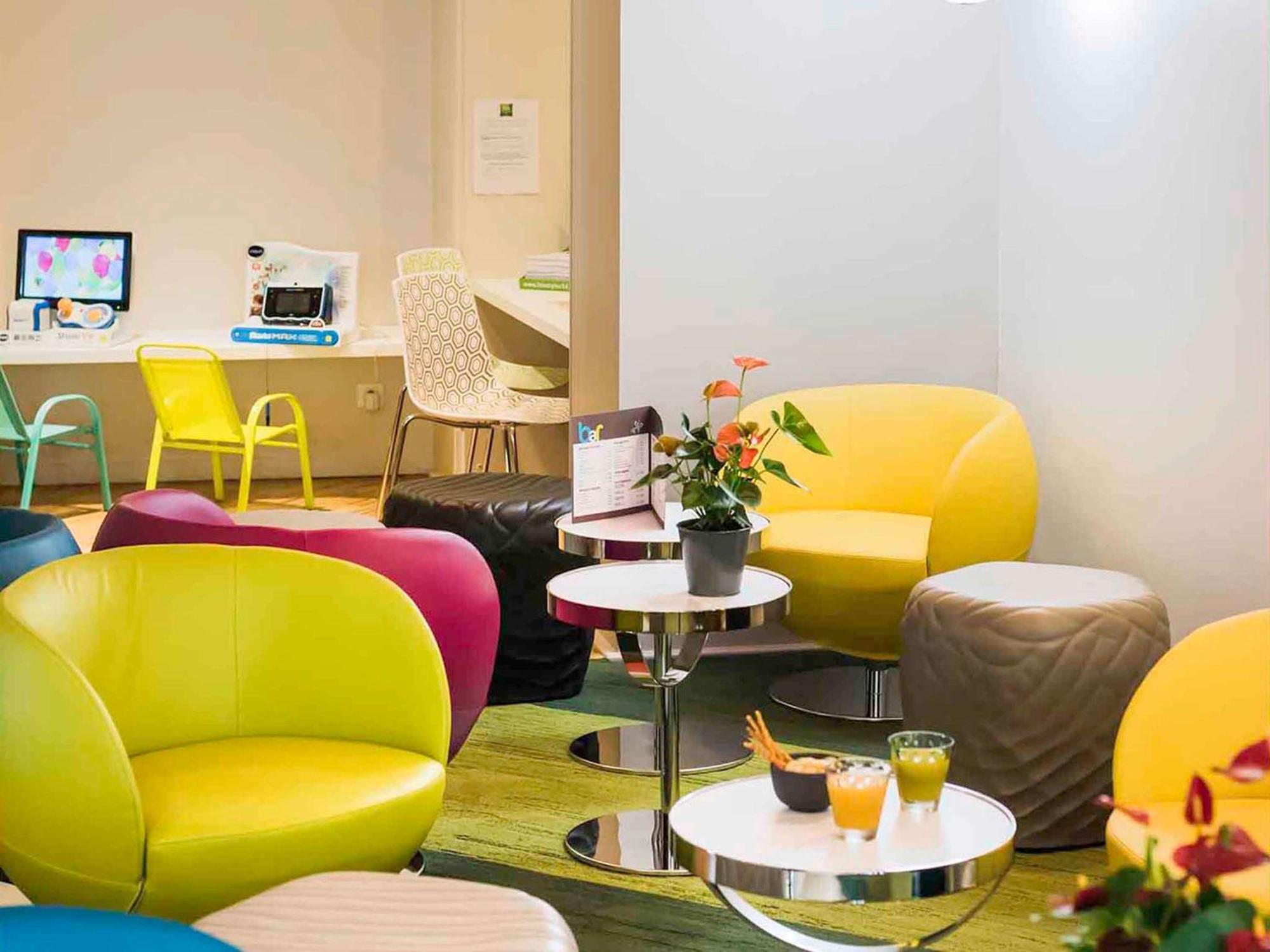 Ibis Styles Strasbourg Stade De La Meinau Exterior foto